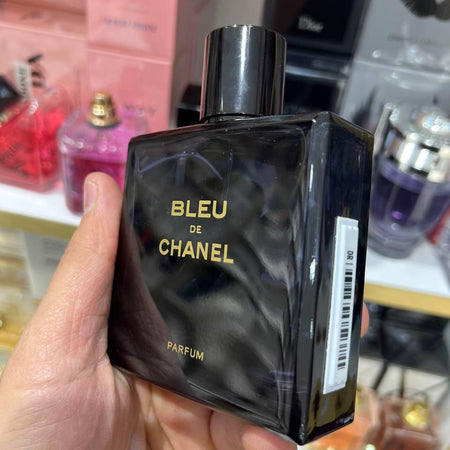 bleu de chanel vs tom ford oud wood-100ml